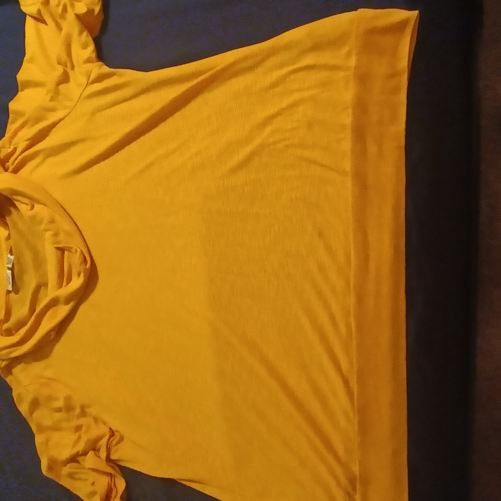 Cato Yellow T-shirt with Bishop Sleeves and Polo Neckline